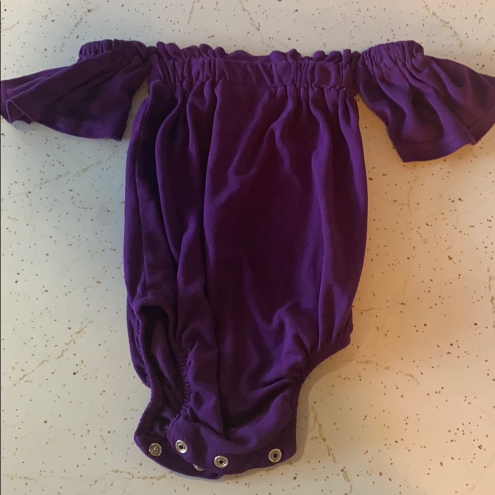 Baileys blossom off the shoulder Leo